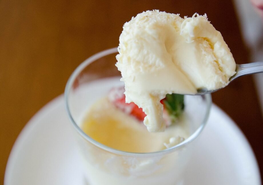 gelatina cremosa de leite ninho