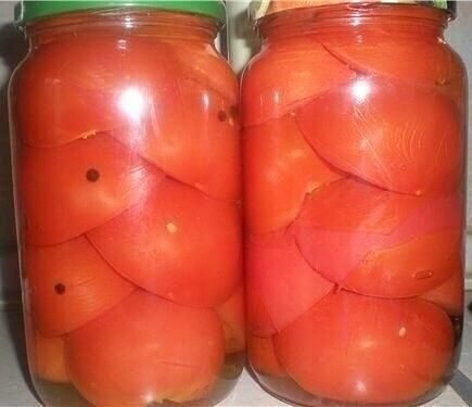 Tomates conservados ao meio Tomates Conservados 435x375