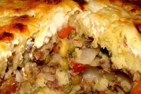 TORTA FÁCIL DE ATUM FEITA NO LIQUIDIFICADOR