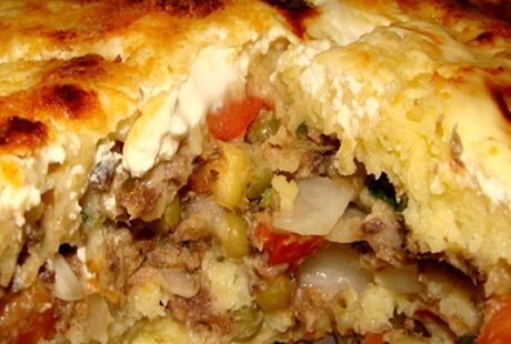 TORTA FÁCIL DE ATUM FEITA NO LIQUIDIFICADOR