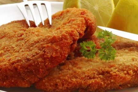 BIFE À MILANESA NO FORNO