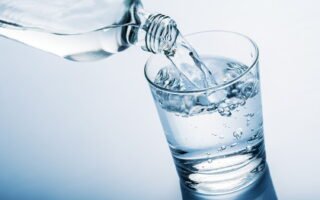 Os Beneficios De Beber Agua 320x200