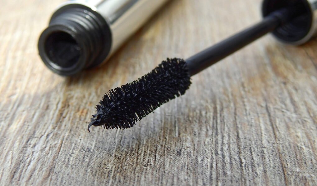 Cosmetics 2116368 1920 1020x600