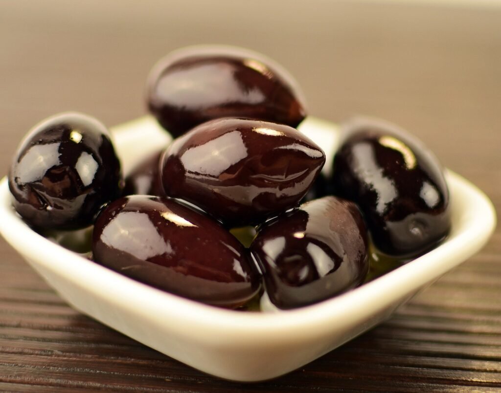 olives-1800313_1920.jpg