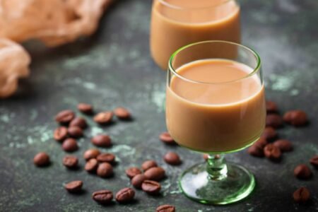 Como fazer Amarula caseira