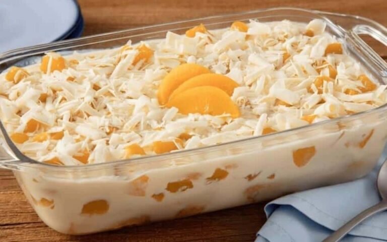 Mousse de pêssego com gelatina