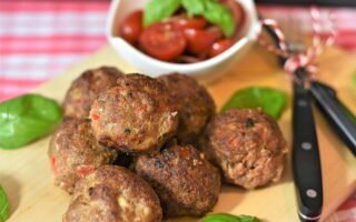 Receita vegana de Almôndegas com queijo