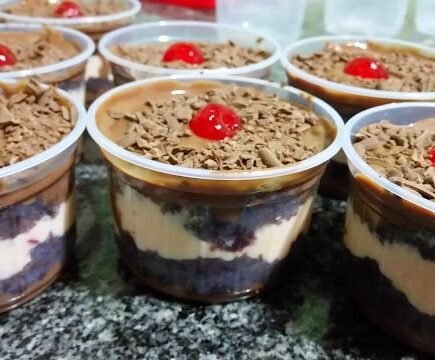 Bolo de pote floresta negra