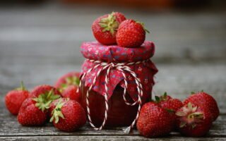 RECEITA DE GELEIA DE MORANGO