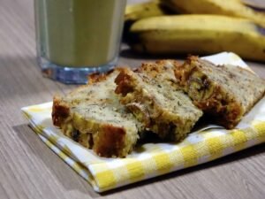 Bolo de banana sem açúcar e sem lactose