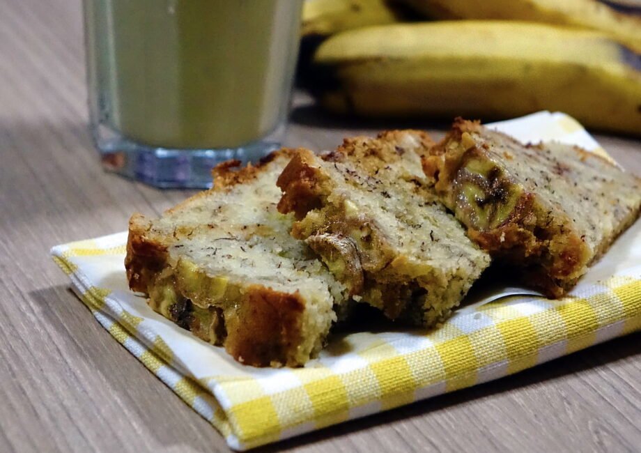 Bolo de banana sem açúcar e sem lactose
