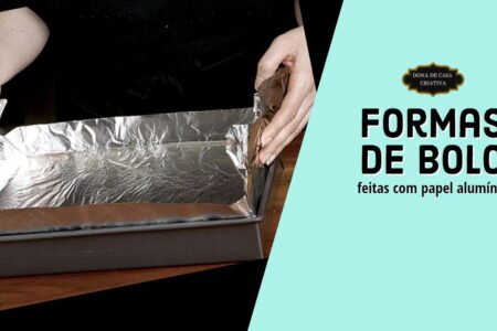Formas de bolo feitas com papel alumínio Forma de bolo feita com papel alumínio