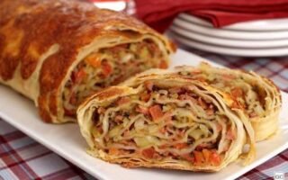 rocambole de carne moída com bacon, rocambole salgado, rocambole de frango, rocambole de linguiça