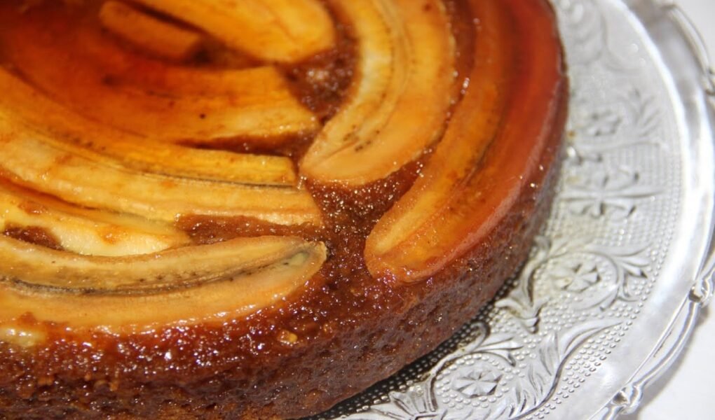 Torta de banana cremosa