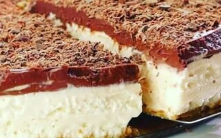 TORTA DE LIMÃO COM CHOCOLATE