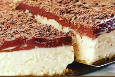 TORTA DE LIMÃO COM CHOCOLATE