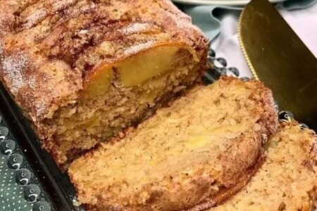 BOLO DE MAÇÃ