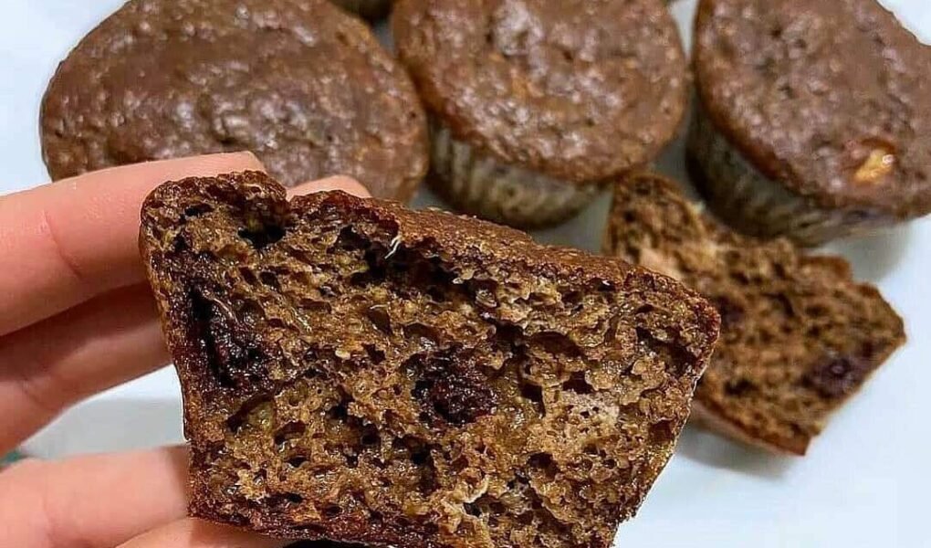 DELICIOSO MUFFIN DE BANANA COM AVEIA MUFFIN DE BANANA COM AVEIA