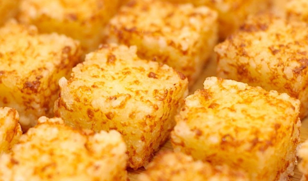 Dadinho de tapioca com mussarela Dadinho de tapioca com mussarela