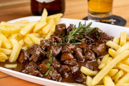 Picadinho de carne ao vinho Picadinho de carne ao vinho