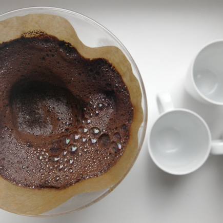 7 Maneiras Criativas de Reutilizar a Borra de Café - Sustentabilidade e Criatividade na sua Cozinha