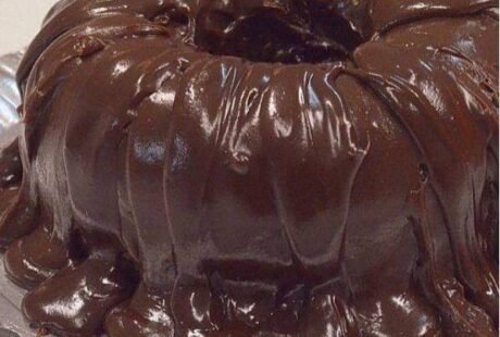 Bolo Trufado de Chocolate