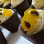 Copinho de Chocolate com Mousse de Maracujá