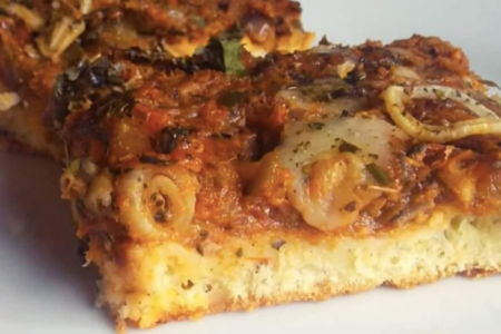 Pizza de Sardinha de Liquidificador: Sabor Prático e Irresistível! Pizza de Sardinha de Liquidificador