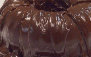 Bolo Trufado de Chocolate