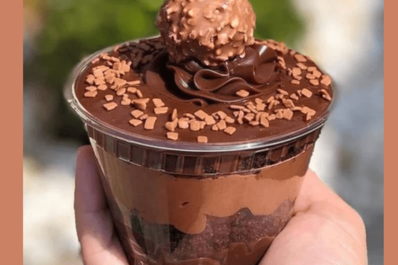 Bolo no pote Ferreiro Rocher