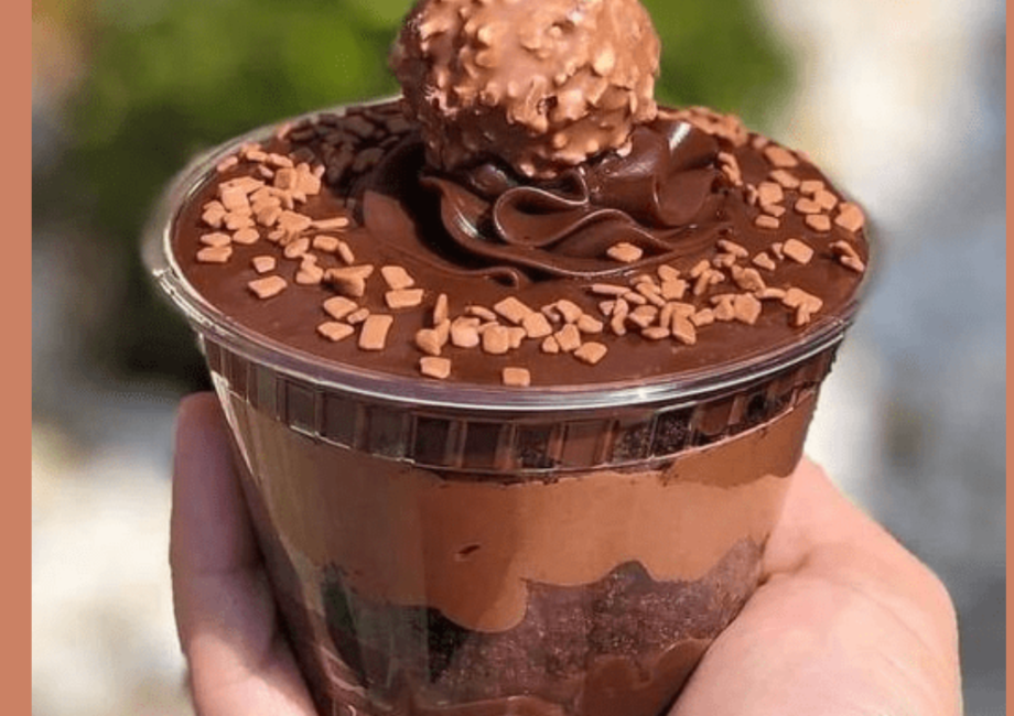 Bolo no pote Ferreiro Rocher