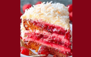 Bolo de Framboesa e Coco