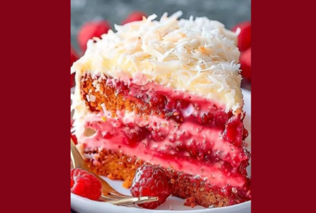 Bolo de Framboesa e Coco