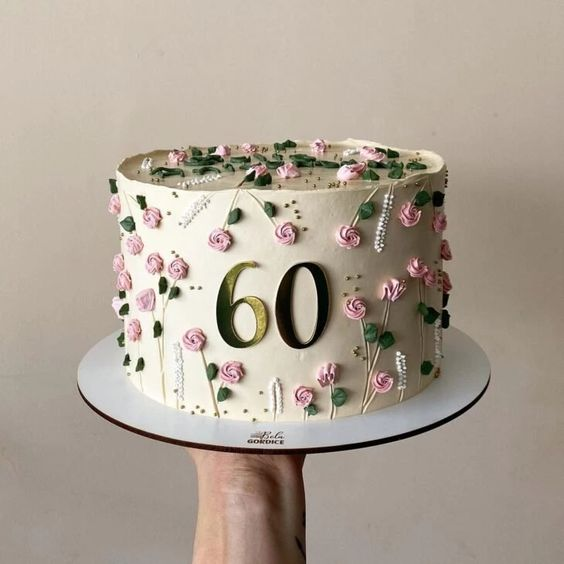 bolo de aniversário feminino