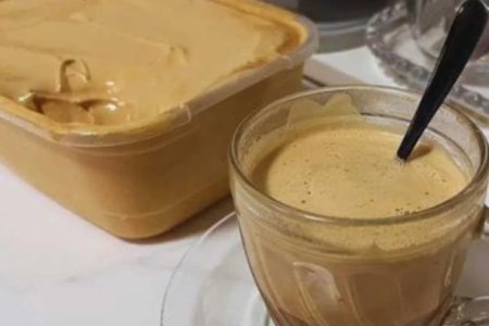 Café cremoso fácil com apenas 3 ingredientes