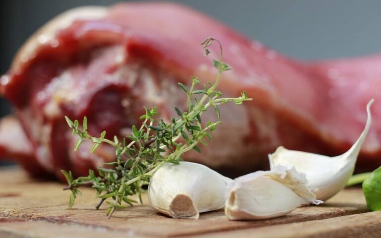 Como temperar pernil