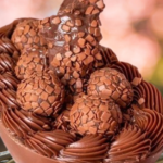 Ovos de Páscoa de Colher