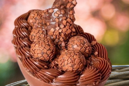 Ovos de Páscoa de Colher