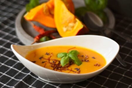 Sopa Cremosa de Legumes: Receita Fácil, Nutritiva e Perfeita para Toda a Família Sopa Cremosa de Legumes