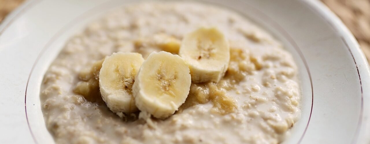 porridge, banana, baby food, meal, breakfast, oats, porridge, porridge, porridge, banana, banana, banana, banana, breakfast, oats, oats, oats, oats, oats