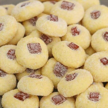 Biscoito Amanteigado Com Goiabada Que Derrete Na Boca E Nao Da Para Comer Um So Veja A Receita 435x435