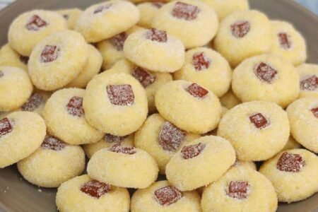 Biscoito Amanteigado Com Goiabada Que Derrete Na Boca E Nao Da Para Comer Um So Veja A Receita 450x300
