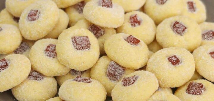 biscoito amanteigado com goiabada que derrete na boca e nao da para comer um so veja a receita Biscoito amanteigado com goiabada que derrete na boca
