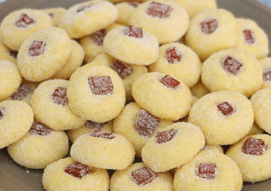 Biscoito Amanteigado Com Goiabada Que Derrete Na Boca E Nao Da Para Comer Um So Veja A Receita 920x650