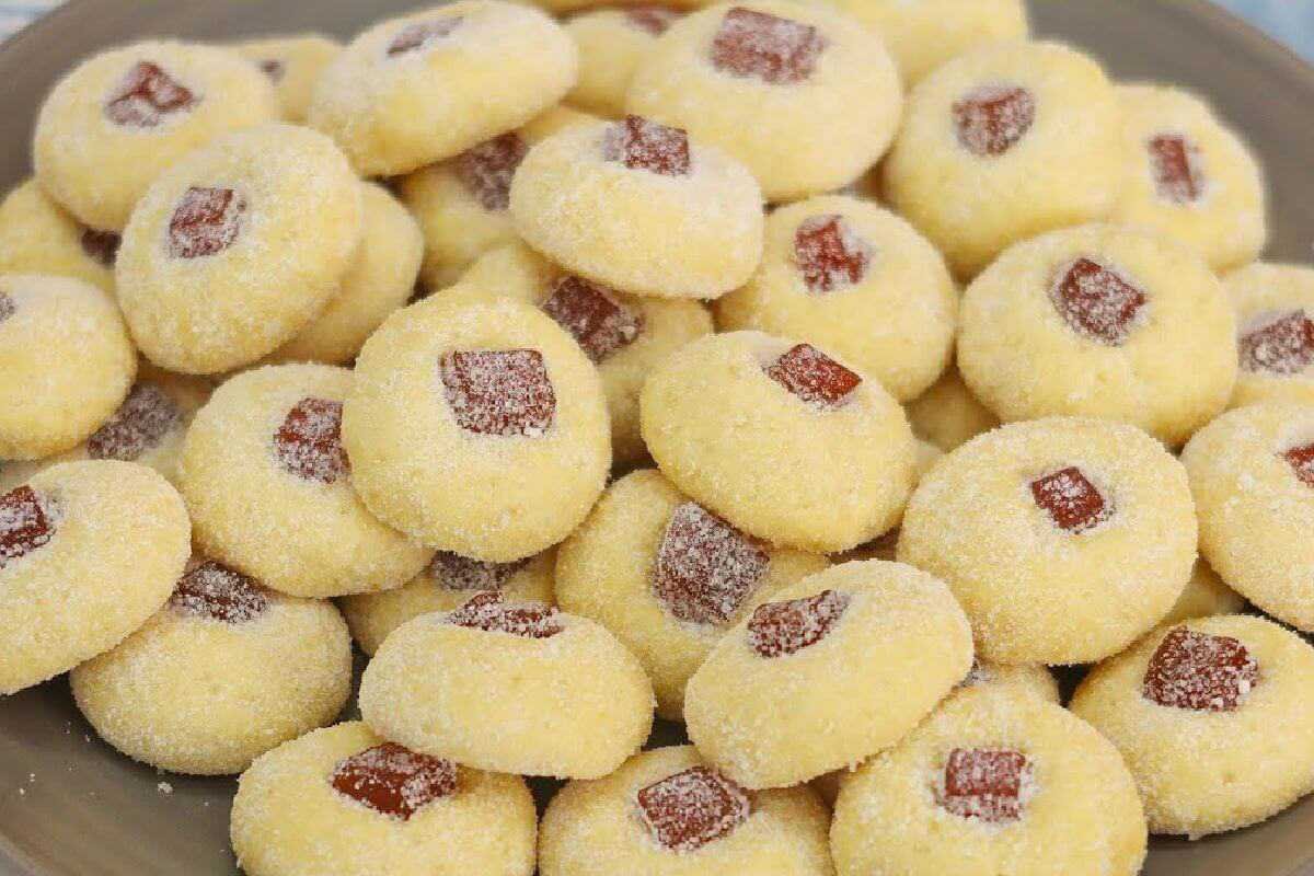 biscoito amanteigado com goiabada que derrete na boca e nao da para comer um so veja a receita Biscoito amanteigado com goiabada que derrete na boca