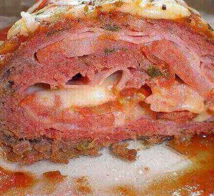 Rocambole De Carne Moida Recheado Que Derrete Na Boca Page Receitinhas Caseiras Receitas Faceis Rapidas E Caseiras 435x400