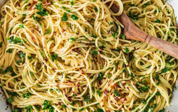 image 9 50 Receitas Fáceis que Toda Dona de Casa Precisa Saber (Guia Completo)