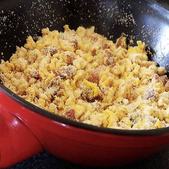 Farofa de Ovos com Bacon