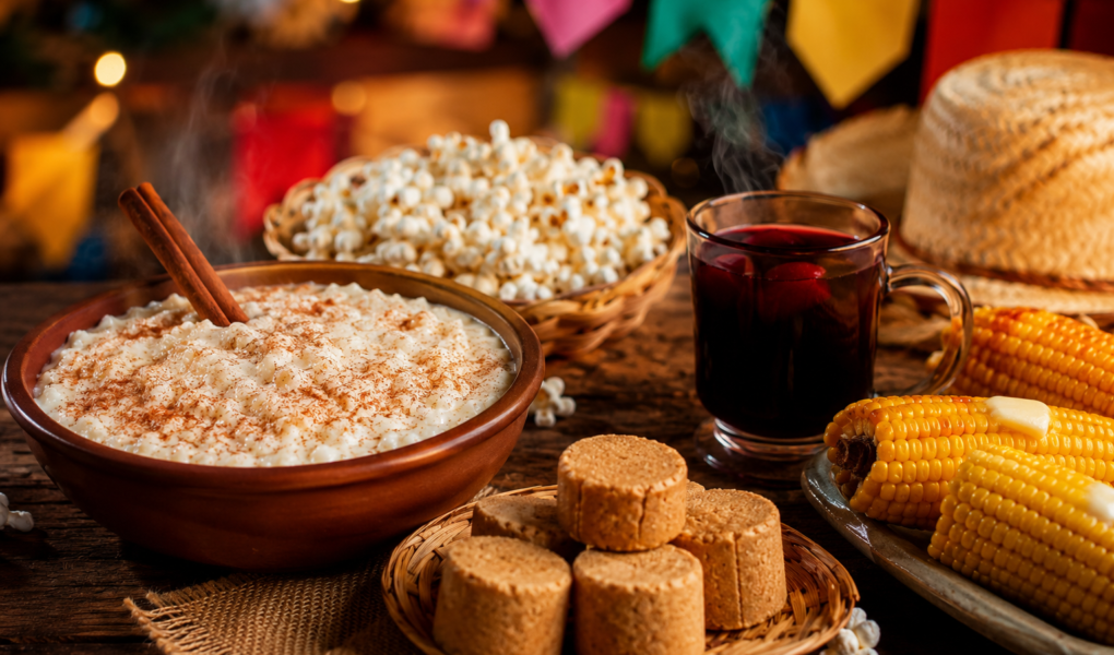 Cardápio Junino Completo: 5 Receitas Fáceis e Econômicas para Arrasar em Junho Cardápio Junino Completo