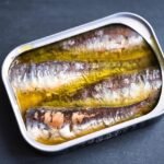 10 Receitas com Sardinha em Lata Fáceis, Econômicas e Deliciosas sardines, fish, food, oil, canned, dish, meal, cuisine, delicious, tasty, nature, closeup